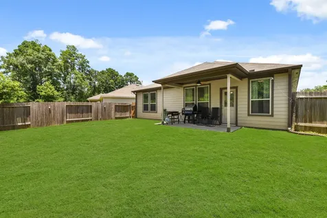2340 N Amber Ruse Court Conroe TX 77304