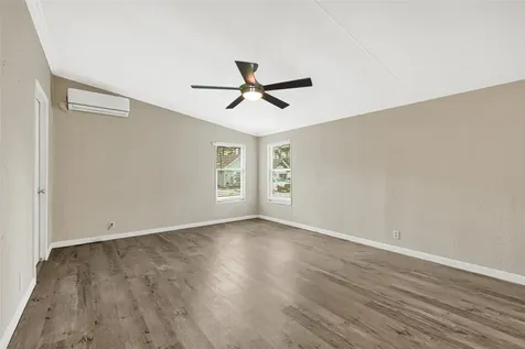 9586 Darkwood Street Willis TX 77318