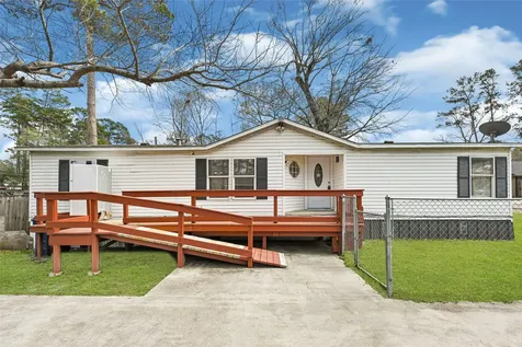9586 Darkwood Street Willis TX 77318