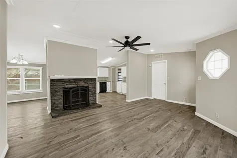 9586 Darkwood Street Willis TX 77318