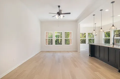 9642 Moss Rose Willis TX 77378