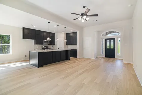 9642 Moss Rose Willis TX 77378