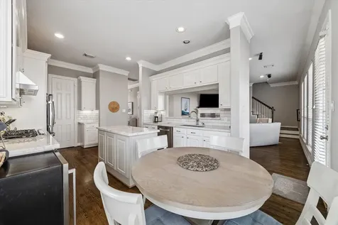 2630 Shady Acres Landing Houston TX 77008