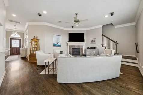 2630 Shady Acres Landing Houston TX 77008