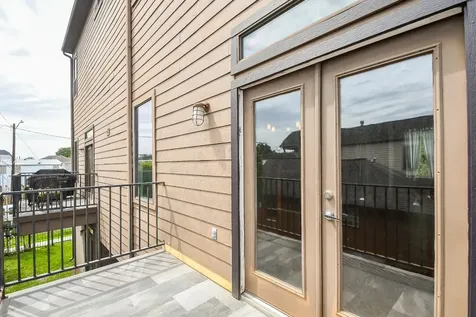 748 W 16th Street B Houston TX 77008