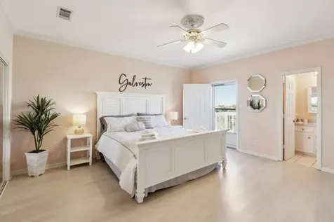22322 Vista Del Mar Galveston TX 77554