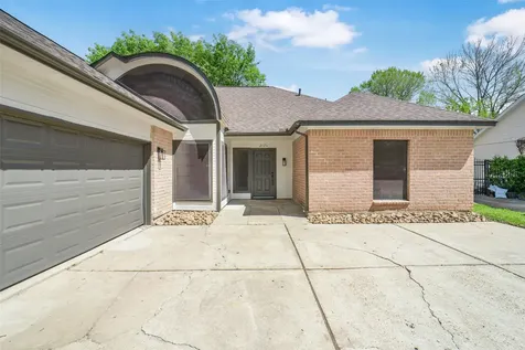 2126 Windmill Drive Richmond TX 77406