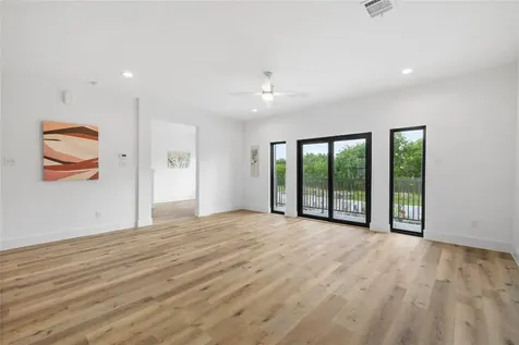11916 S Hoa Sen Circle Houston TX 77072
