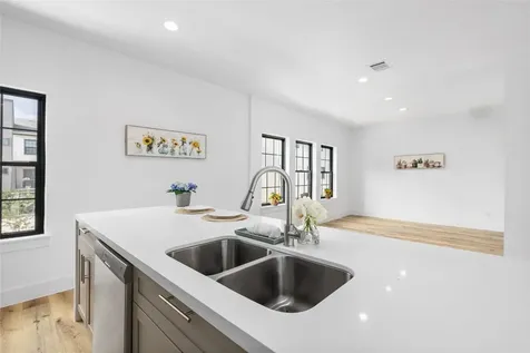 11916 S Hoa Sen Circle Houston TX 77072
