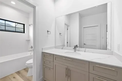 11916 S Hoa Sen Circle Houston TX 77072