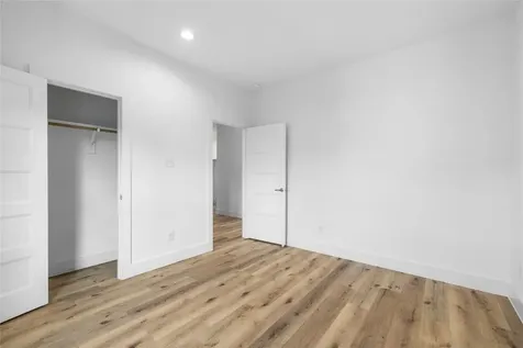 11916 S Hoa Sen Circle Houston TX 77072