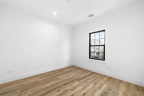 11916 S Hoa Sen Circle Houston TX 77072