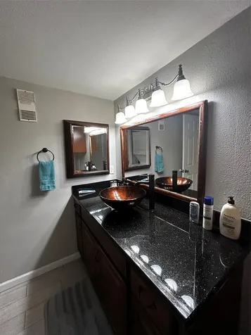 3025 Walnut Bend Lane 18 Houston TX 77042