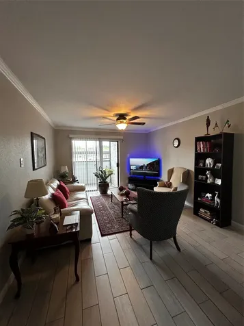 3025 Walnut Bend Lane 18 Houston TX 77042