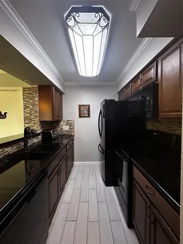 3025 Walnut Bend Lane 18 Houston TX 77042