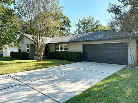 4821 Hummingbird Street Houston TX 77035