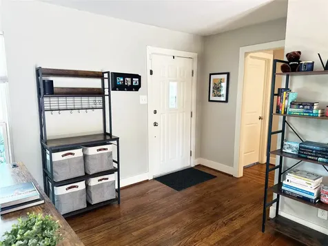 4821 Hummingbird Street Houston TX 77035