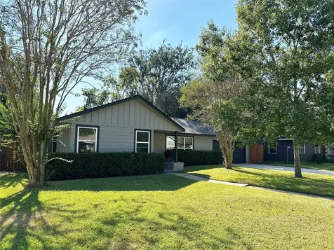 4821 Hummingbird Street Houston TX 77035