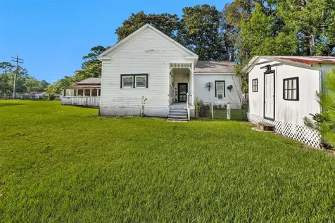 207 W Elder Street Colmesneil TX 75938