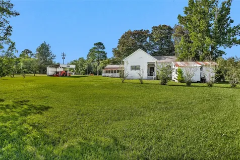 207 W Elder Street Colmesneil TX 75938