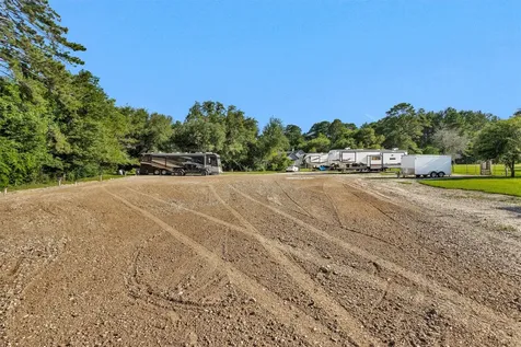 207 W Elder Street Colmesneil TX 75938