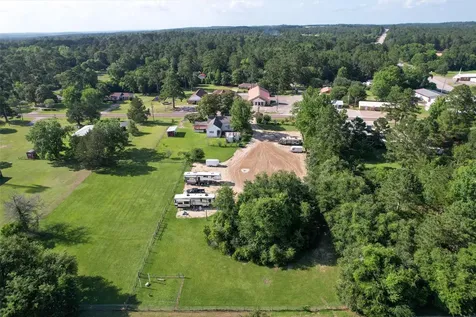 207 W Elder Street Colmesneil TX 75938