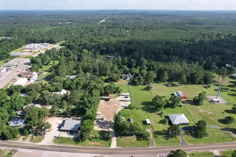 207 W Elder Street Colmesneil TX 75938