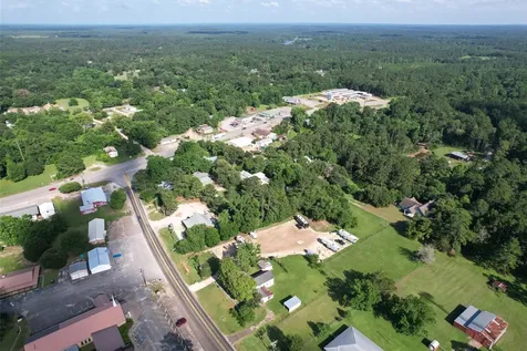 207 W Elder Street Colmesneil TX 75938