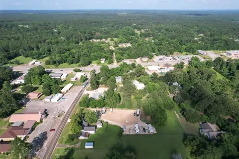 207 W Elder Street Colmesneil TX 75938