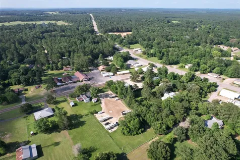 207 W Elder Street Colmesneil TX 75938