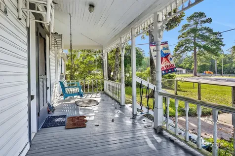 207 W Elder Street Colmesneil TX 75938