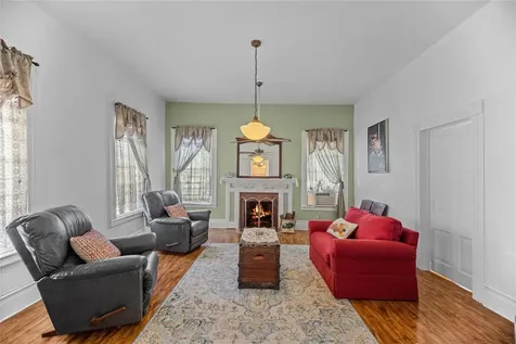207 W Elder Street Colmesneil TX 75938