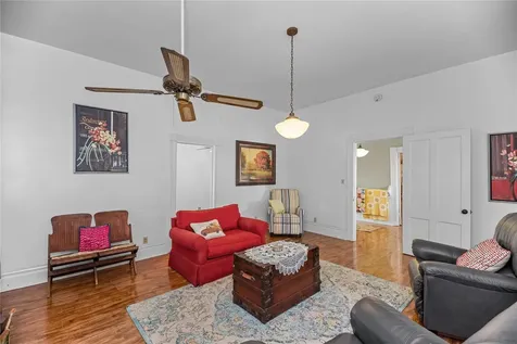 207 W Elder Street Colmesneil TX 75938