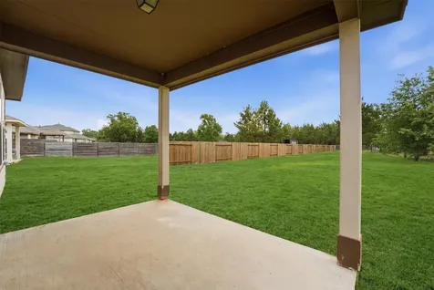1634 Road 5102 Cleveland TX 77327