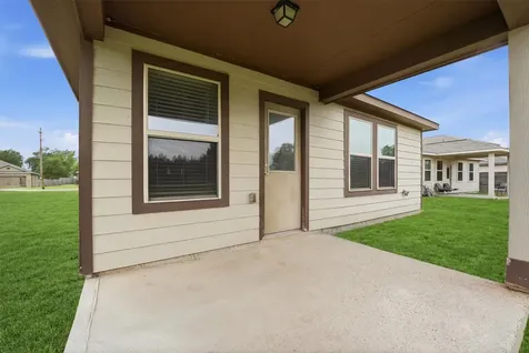 1634 Road 5102 Cleveland TX 77327