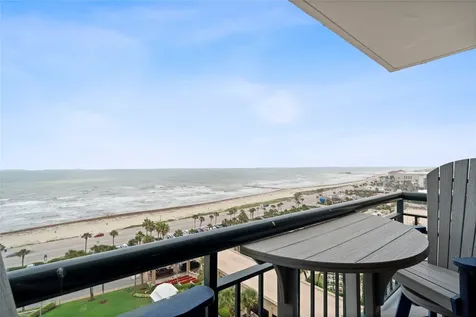 5220 Seawall Boulevard 1231 Galveston TX 77551