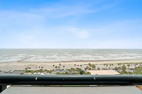 5220 Seawall Boulevard 1231 Galveston TX 77551