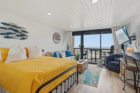 5220 Seawall Boulevard 1231 Galveston TX 77551