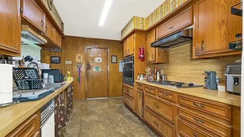 12210 Cherry Point Drive Dayton TX 77535