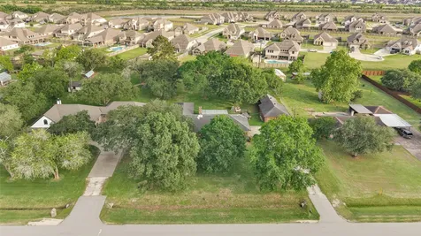 12210 Cherry Point Drive Dayton TX 77535
