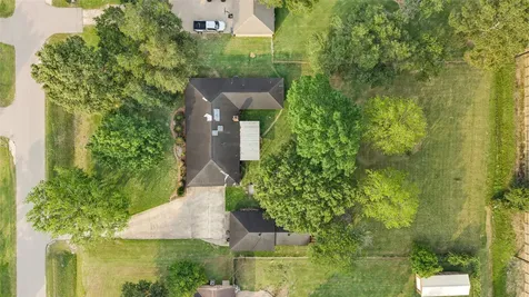 12210 Cherry Point Drive Dayton TX 77535