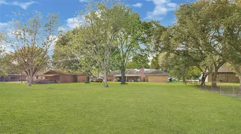 12210 Cherry Point Drive Dayton TX 77535