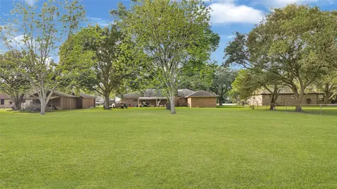 12210 Cherry Point Drive Dayton TX 77535
