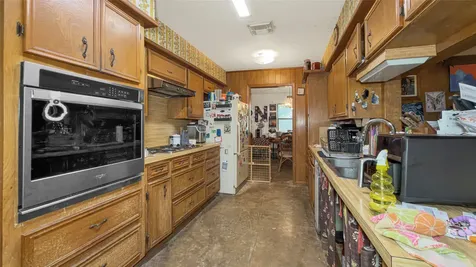 12210 Cherry Point Drive Dayton TX 77535