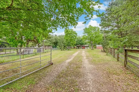 20314 Great Lake Street Waller TX 77484