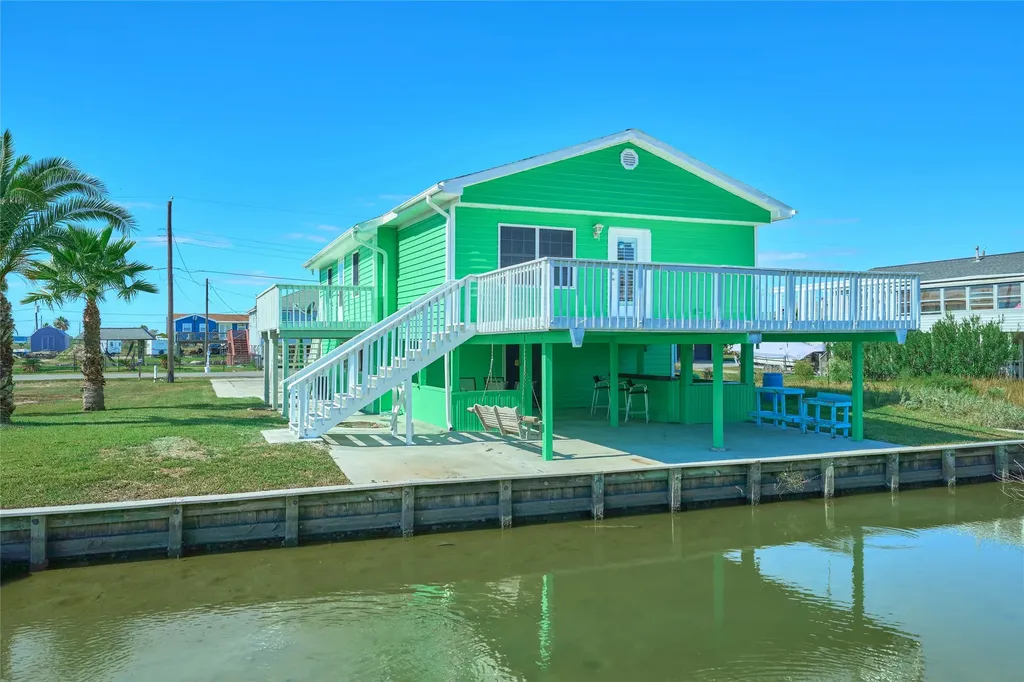 7117 Delesandri Drive Hitchcock TX 77563