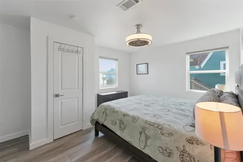 12917 John Reynolds Road Galveston TX 77554