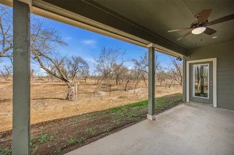 604 Mustang Circle Nixon TX 78140