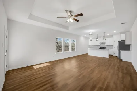 604 Mustang Circle Nixon TX 78140
