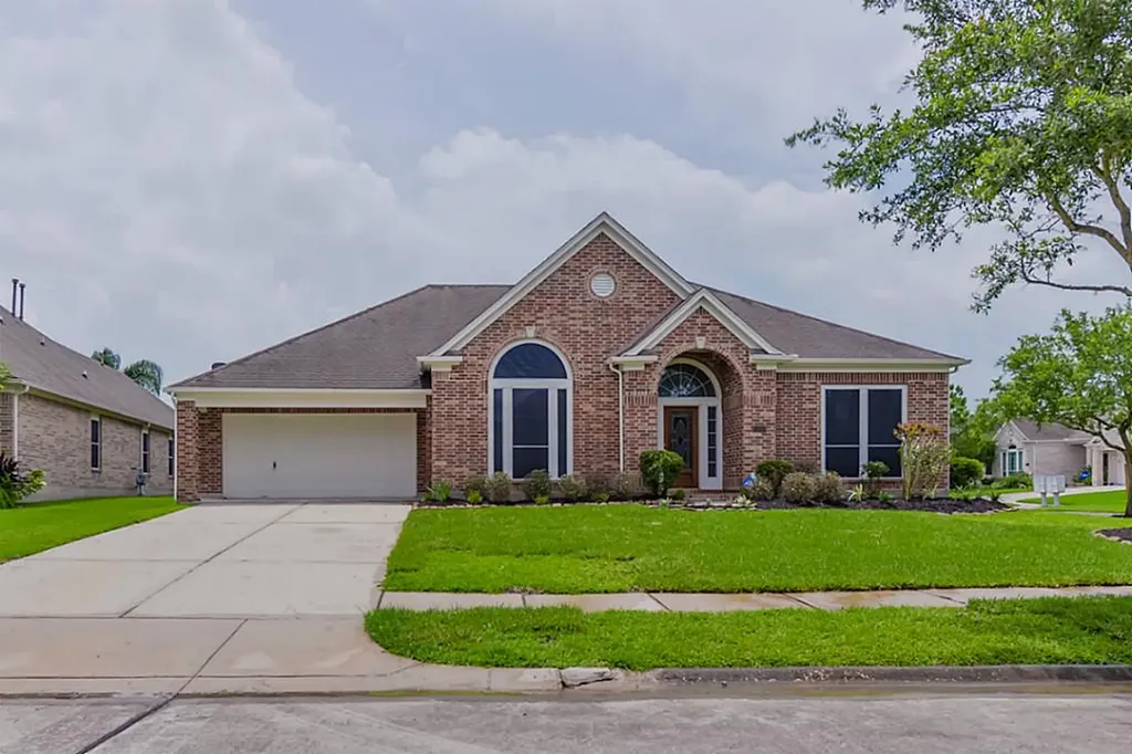 2387 Marina View Way League City TX 77573
